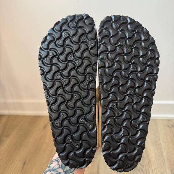 Birkenstock Gizeh Big Buckle Eggshell Cream Sandals Iridescent Buckle 37 NEW - Picture 6 of 6